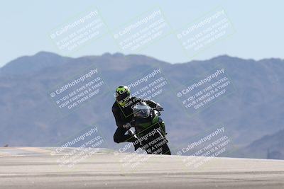 media/Oct-13-2025-Moto Forza (Mon) [[a66d839500]]/3-B Group/Session 4 (Turn 9)/